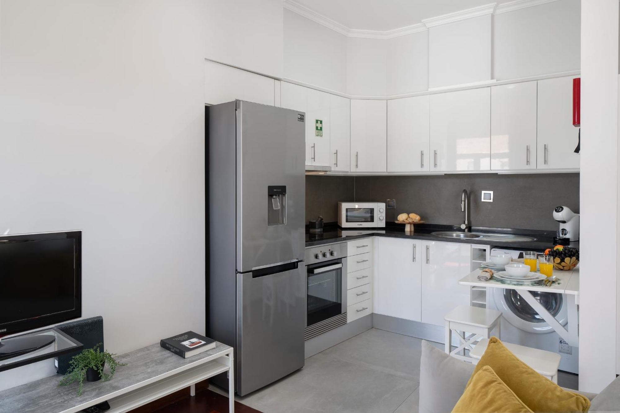 Apartamento Do Carmo By An Island Apart Φουνκάλ Εξωτερικό φωτογραφία
