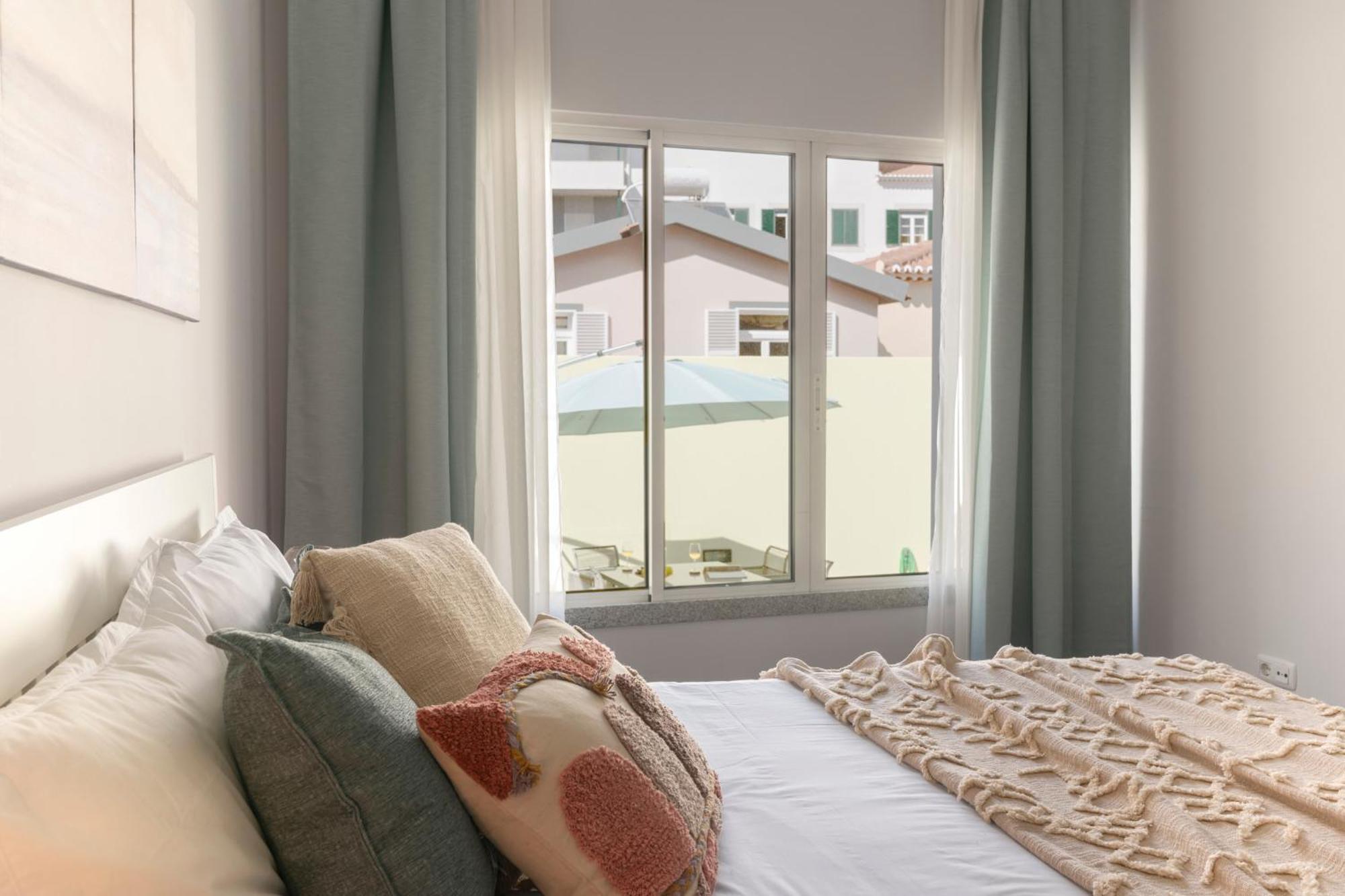 Apartamento Do Carmo By An Island Apart Φουνκάλ Εξωτερικό φωτογραφία