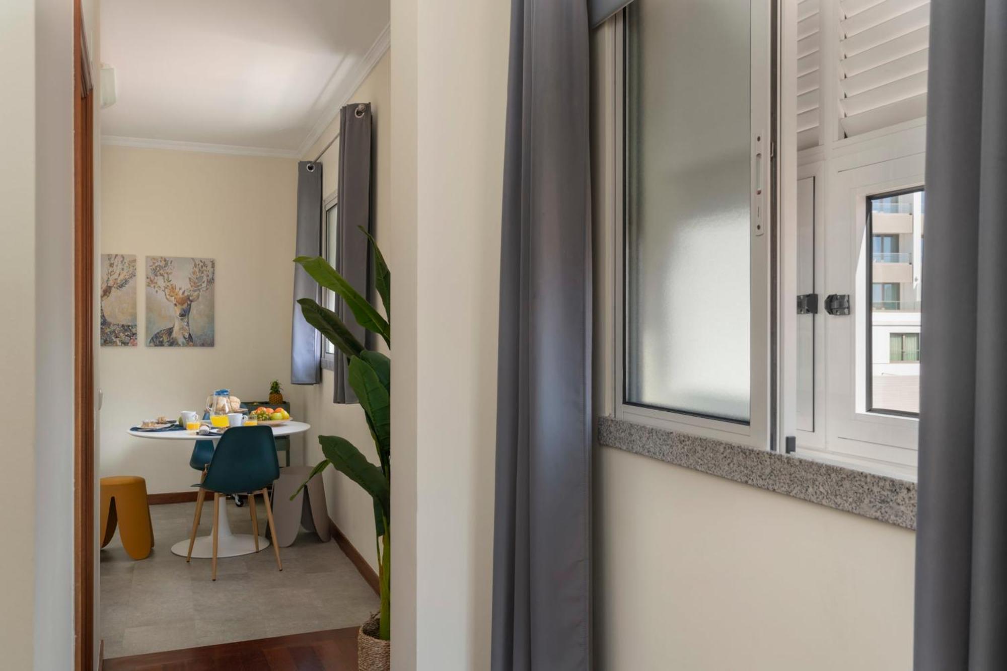 Apartamento Do Carmo By An Island Apart Φουνκάλ Εξωτερικό φωτογραφία