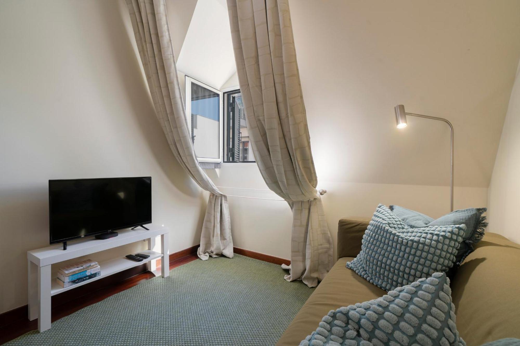 Apartamento Do Carmo By An Island Apart Φουνκάλ Εξωτερικό φωτογραφία